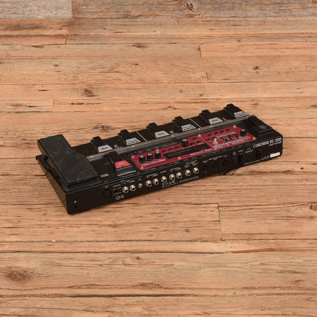 Boss RC-300 Loop Station Effects and Pedals / Loop Pedals and Samplers