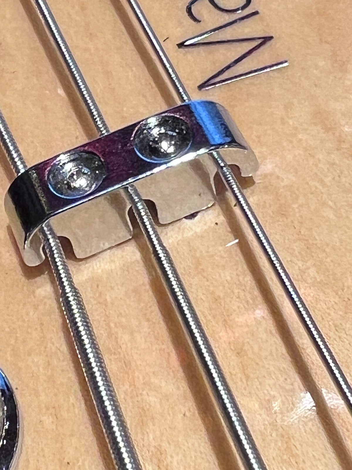 Sire Marcus Miller V7 4-String Swamp Ash/Poplar Reissue Transparent Green Satin Bass Guitars / 4-String