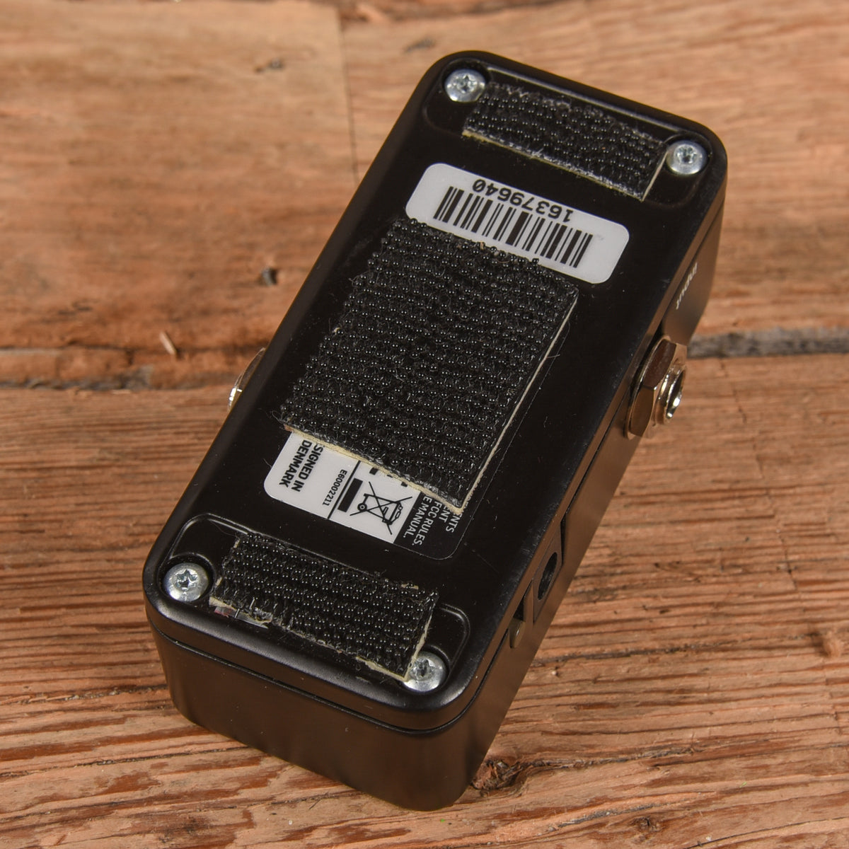 TC Electronic PolyTune 2 Noir Tuning Pedal Effects and Pedals / Tuning Pedals