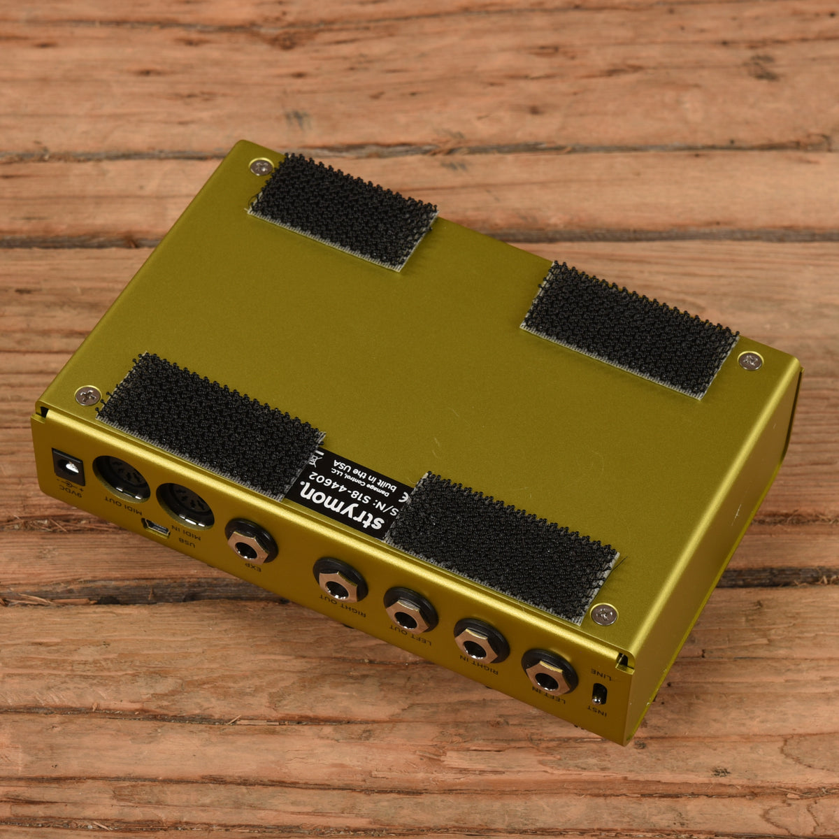 Strymon Volante Effects and Pedals / Delay