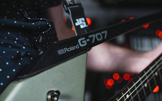 Vintage Vibes: Roland GR-700 Guitar Synthesizer