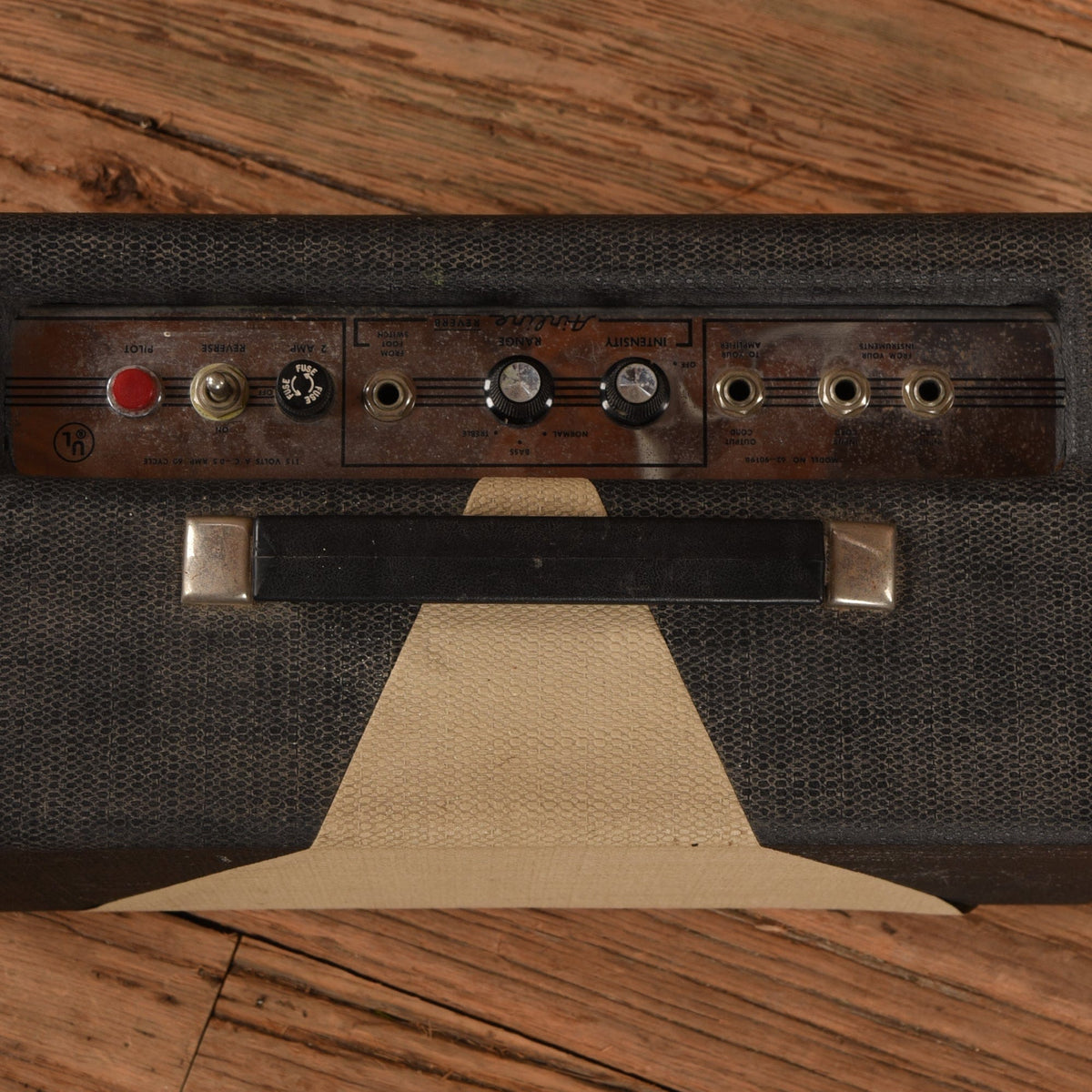 Airline Reverb Unit  1960s Effects and Pedals / Reverb