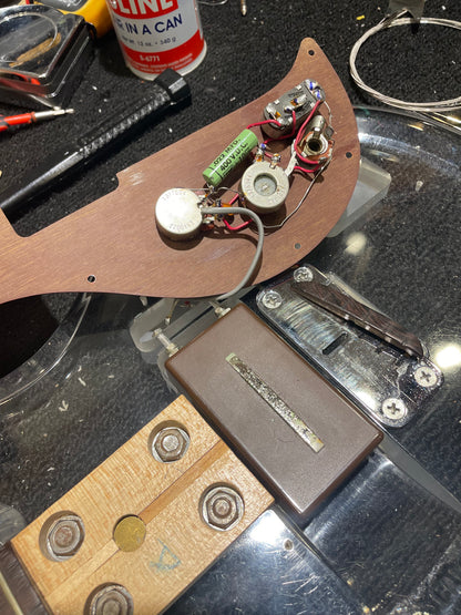 Ampeg Dan Armstrong Clear 1970s Electric Guitars / Solid Body