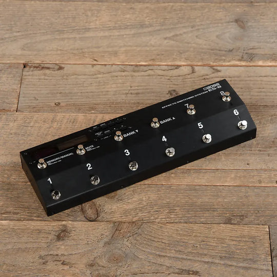 Boss ES-8  Effects Switching System Effects and Pedals / Controllers, Volume and Expression
