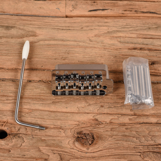Callaham Vintage Narrow Strat¬ Bridge Assembly 64 Style Arm Parchment White Tip Guitar & Amp Parts