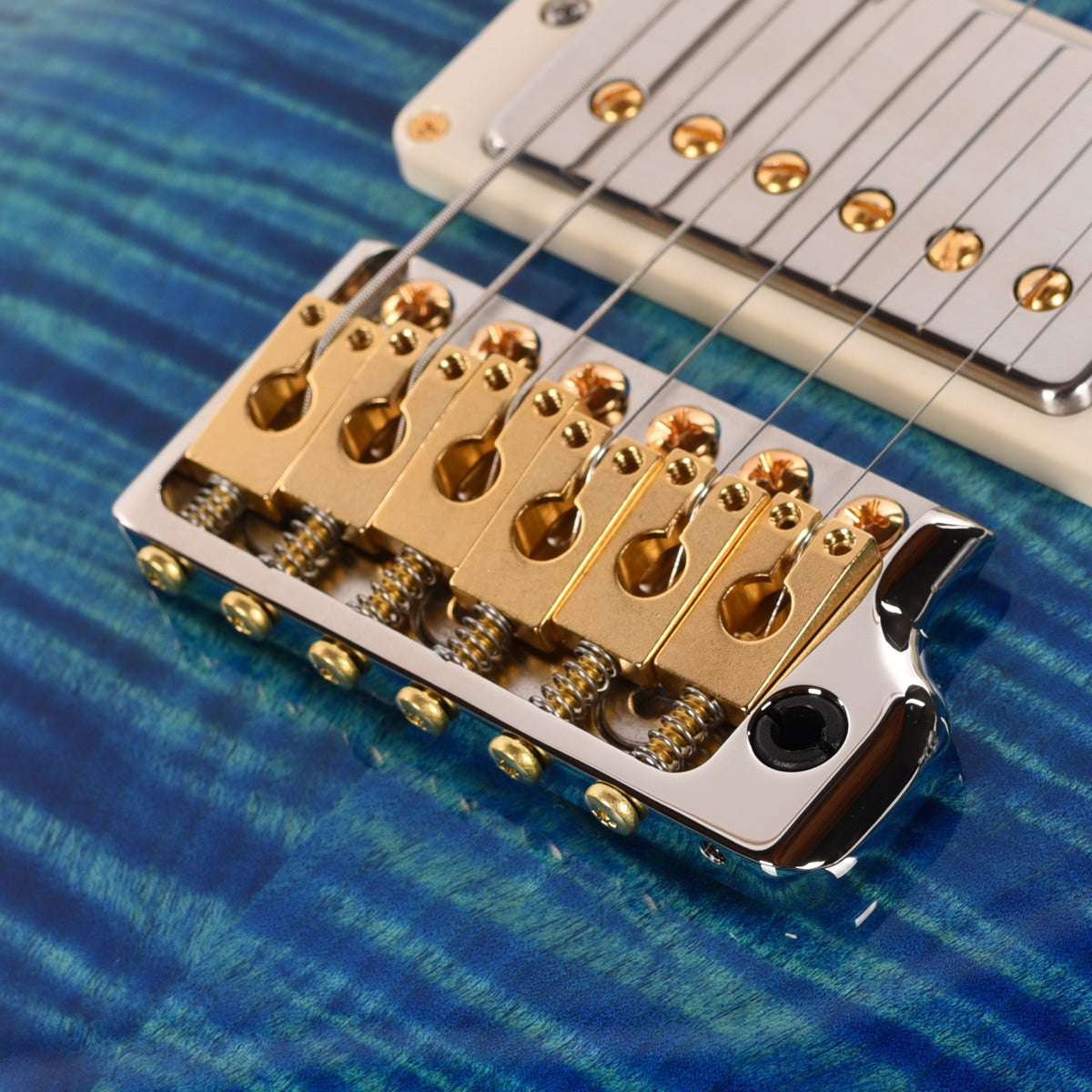 PRS Wood Library McCarty Tremolo Flame 10-Top Arctic Blue w/"408" Switching, Stained Neck Electric Guitars