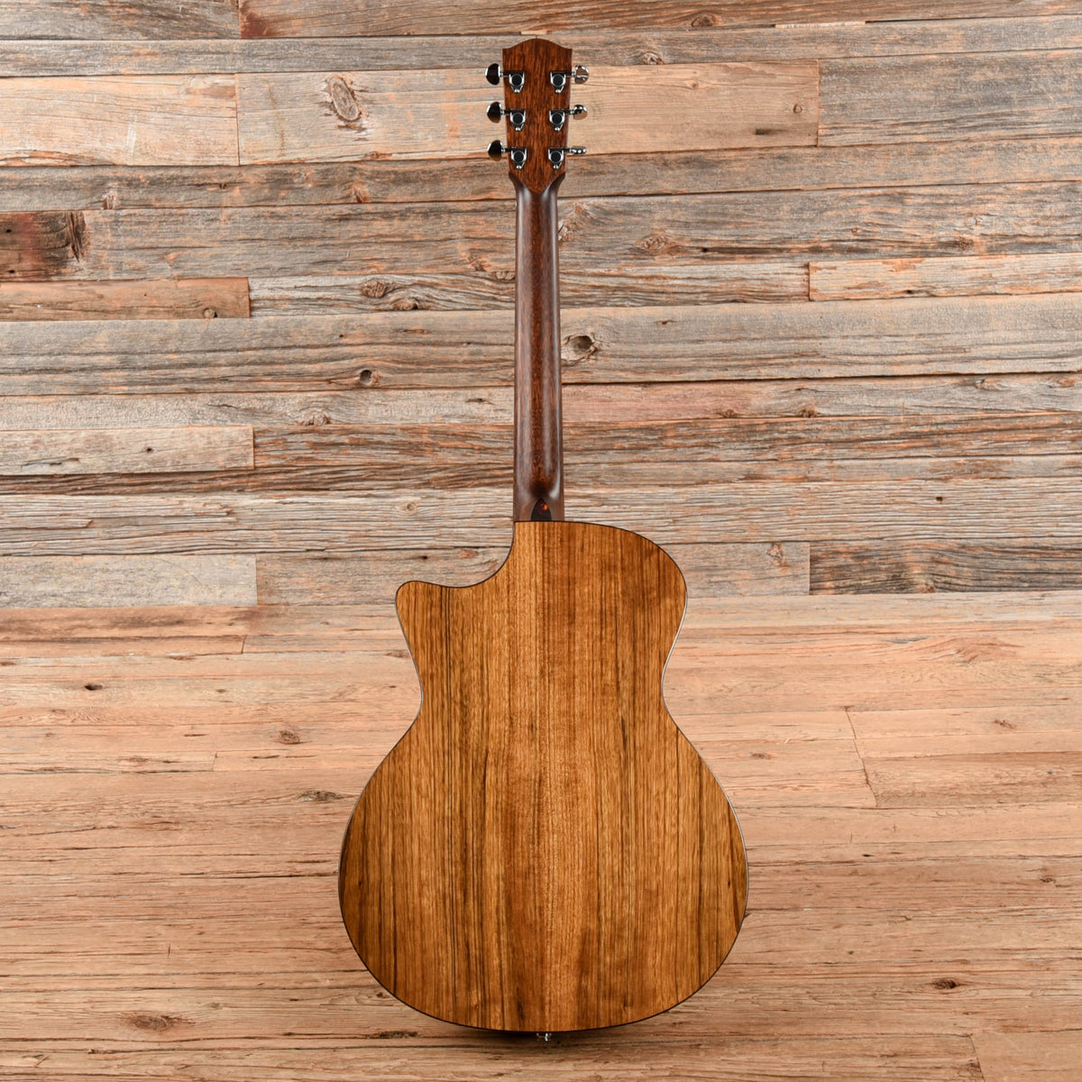 Eastman AC222CE-DLX Sunburst Acoustic Guitars / OM and Auditorium