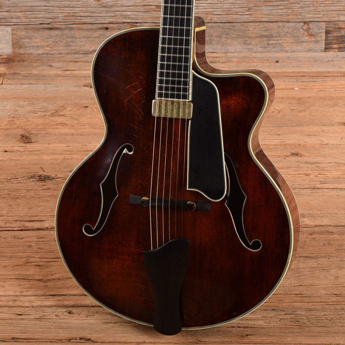 Eastman AR805CE Archtop with Kent Armstrong Floating Pickup Sunburst 2007 Electric Guitars