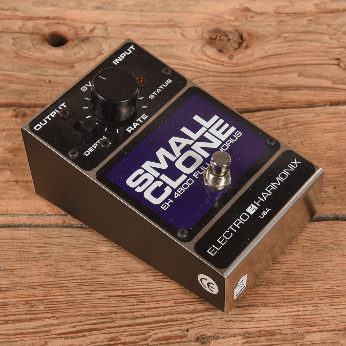 Electro-Harmonix EH4600 Small Clone Full-Chorus Effects and Pedals / Chorus and Vibrato