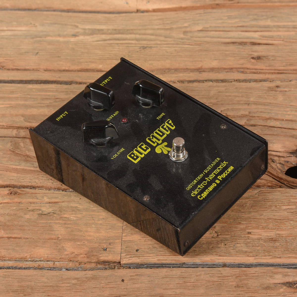 Electro-Harmonix Big Muff V8 Effects and Pedals / Fuzz