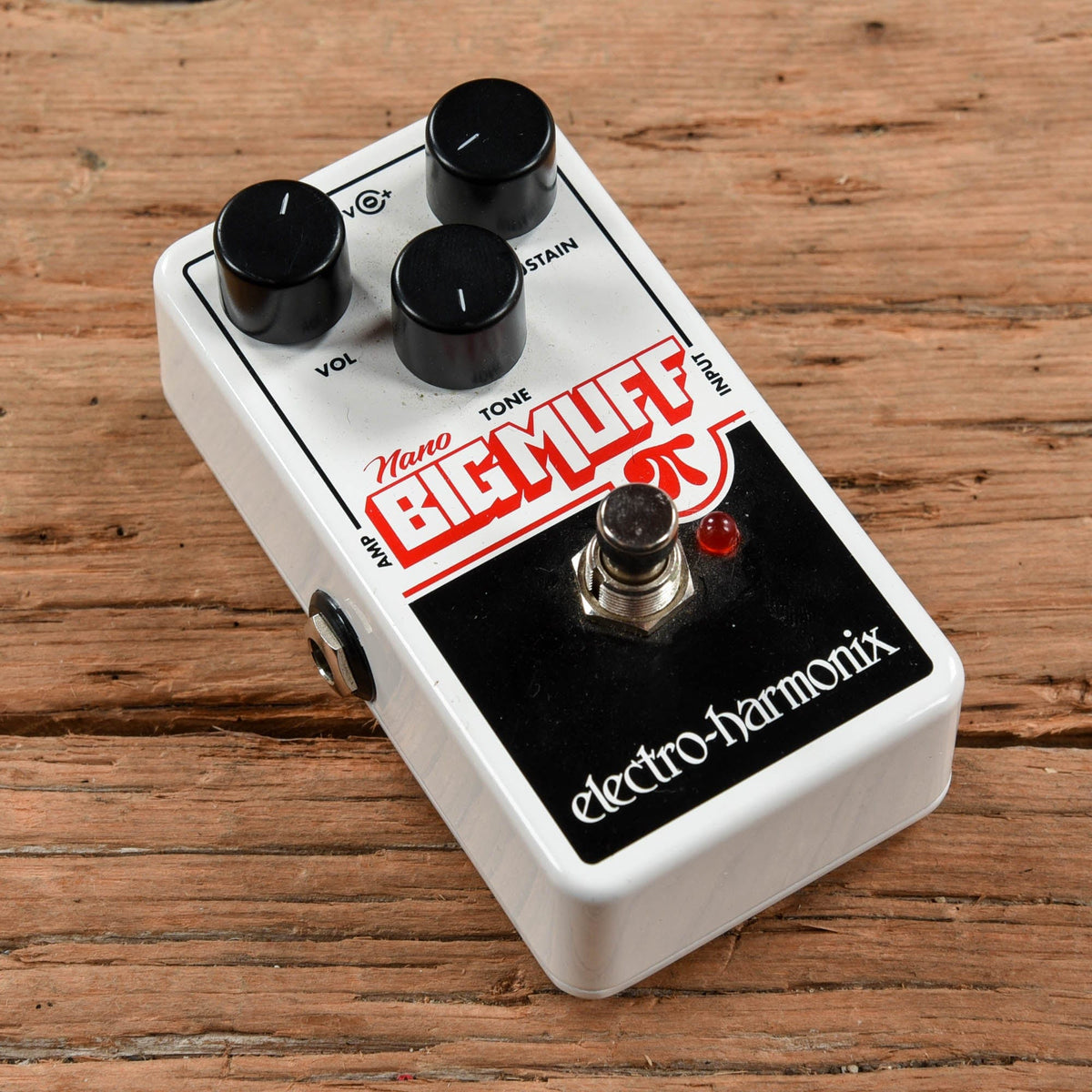 Electro-Harmonix Nano Big Muff Effects and Pedals / Fuzz