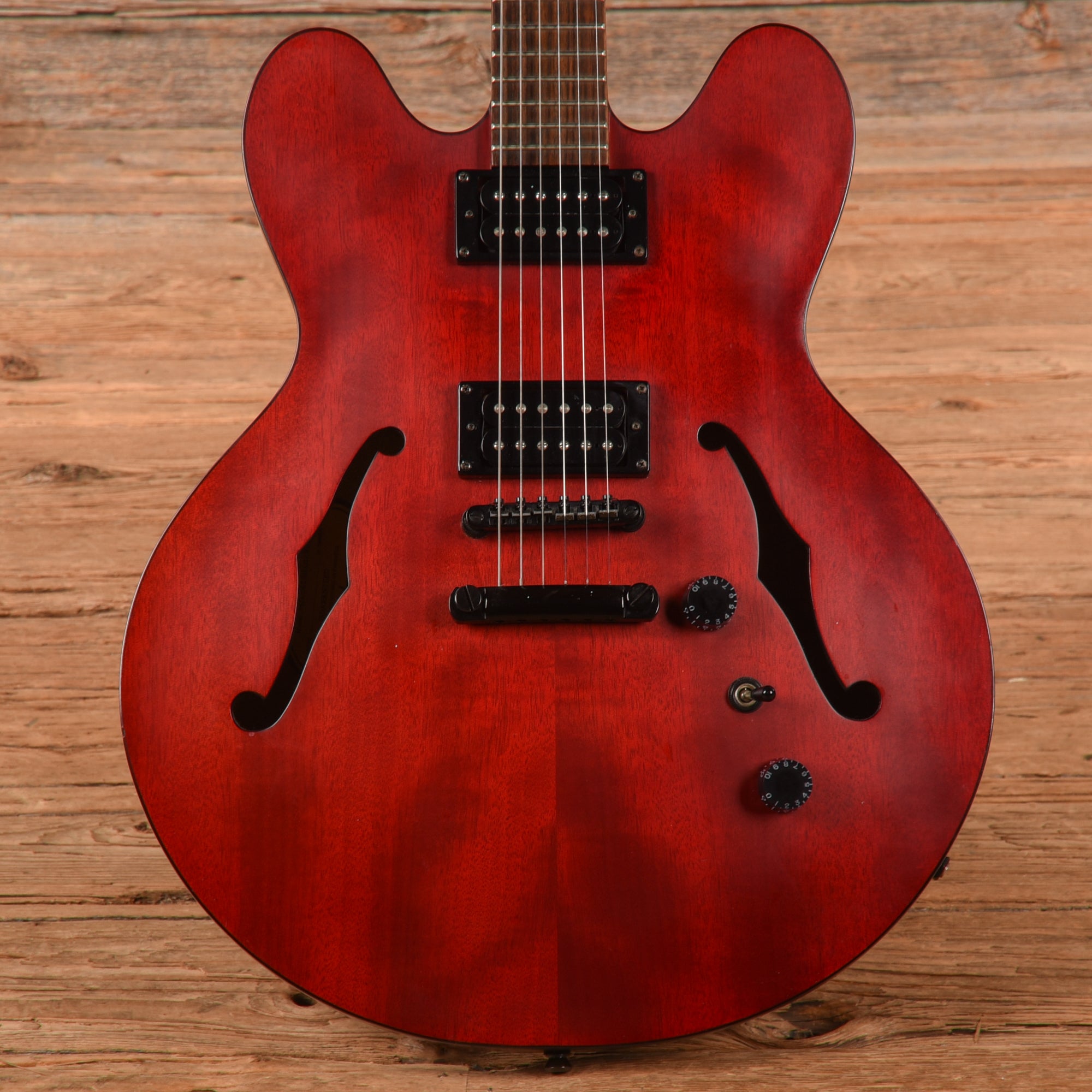 Epiphone Dot Studio Satin Cherry Electric Guitars / Semi-Hollow