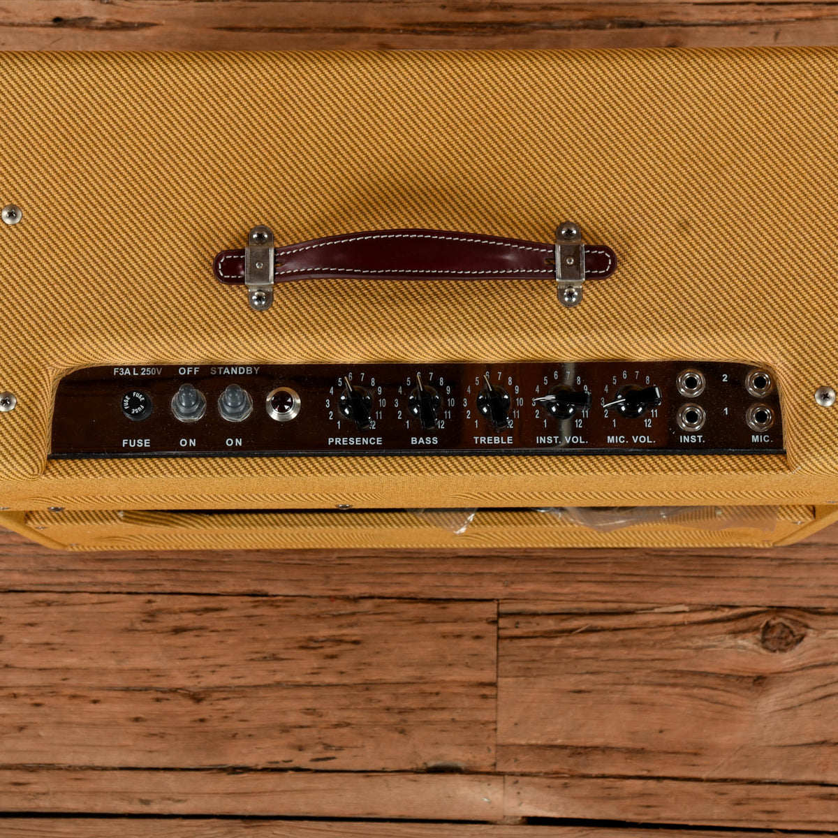 Fender '57 Custom Pro-Amp 2-Channel 26-Watt 1x15" Guitar Combo Amps / Guitar Amps / Guitar Cabinets