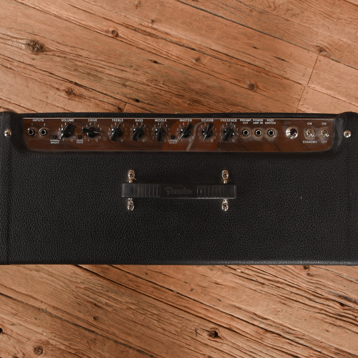 Fender Hot Rod Deluxe 3-Channel 40-Watt 1x12" Guitar Combo Amp Amps / Guitar Amps / Guitar Cabinets