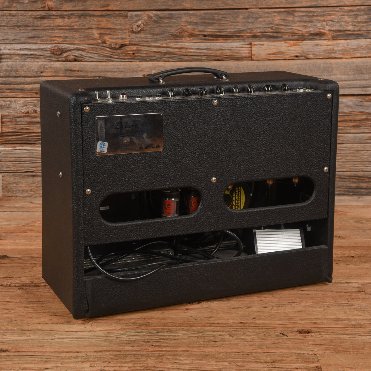 Fender Hot Rod Deluxe 3-Channel 40-Watt 1x12" Guitar Combo Amp Amps / Guitar Amps / Guitar Cabinets