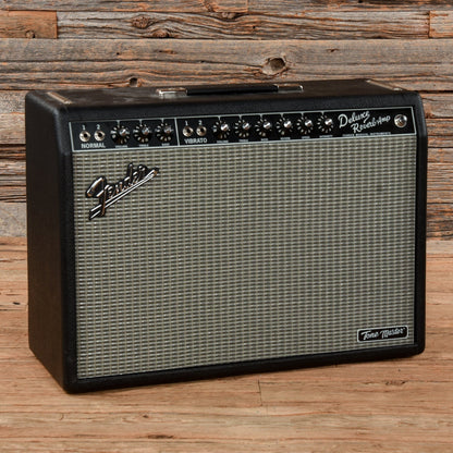 Fender Tone Master Deluxe Reverb 2-Channel 22-Watt 1x12" Digital Guitar Combo Amps / Guitar Cabinets