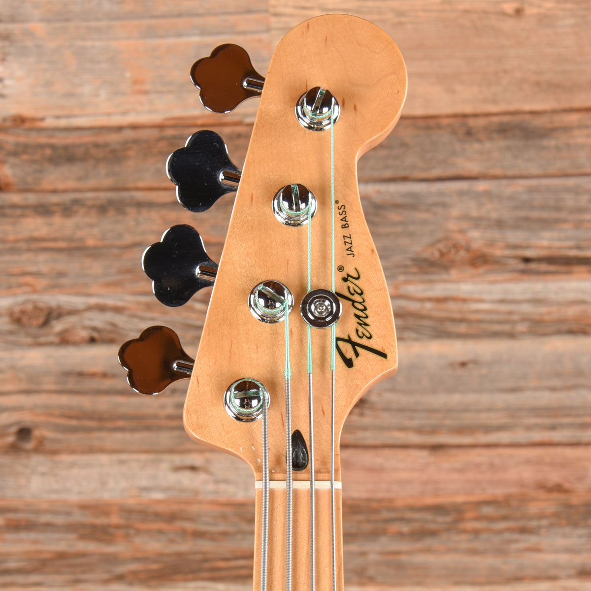 Fender Standard Jazz Bass Sunburst 2011 Bass Guitars / 4-String