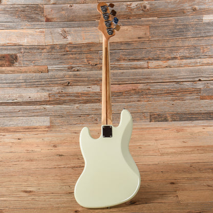 Fender Standard Jazz Bass White 2002 Bass Guitars / 4-String