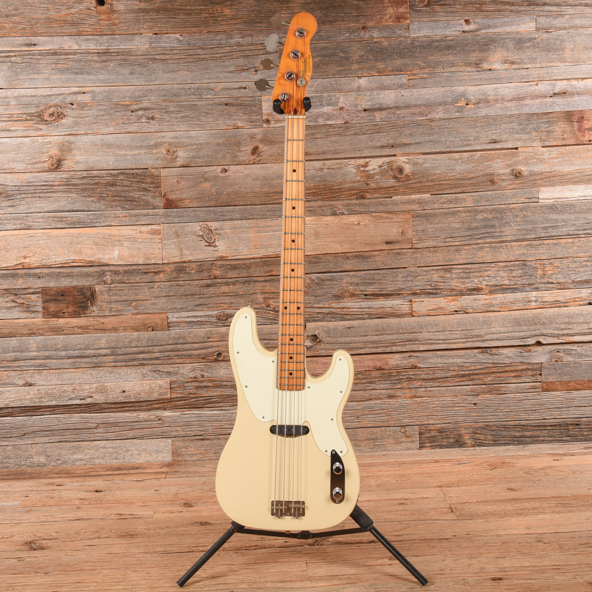 Fender Telecaster Bass White Refin 1971 Bass Guitars / 4-String