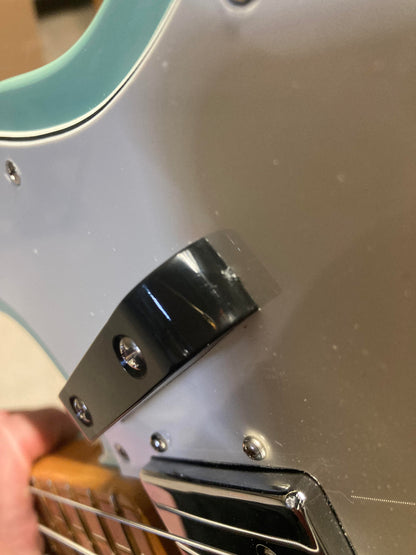 Fender Vintera II '70s Telecaster Bass Surf Green Bass Guitars / 4-String