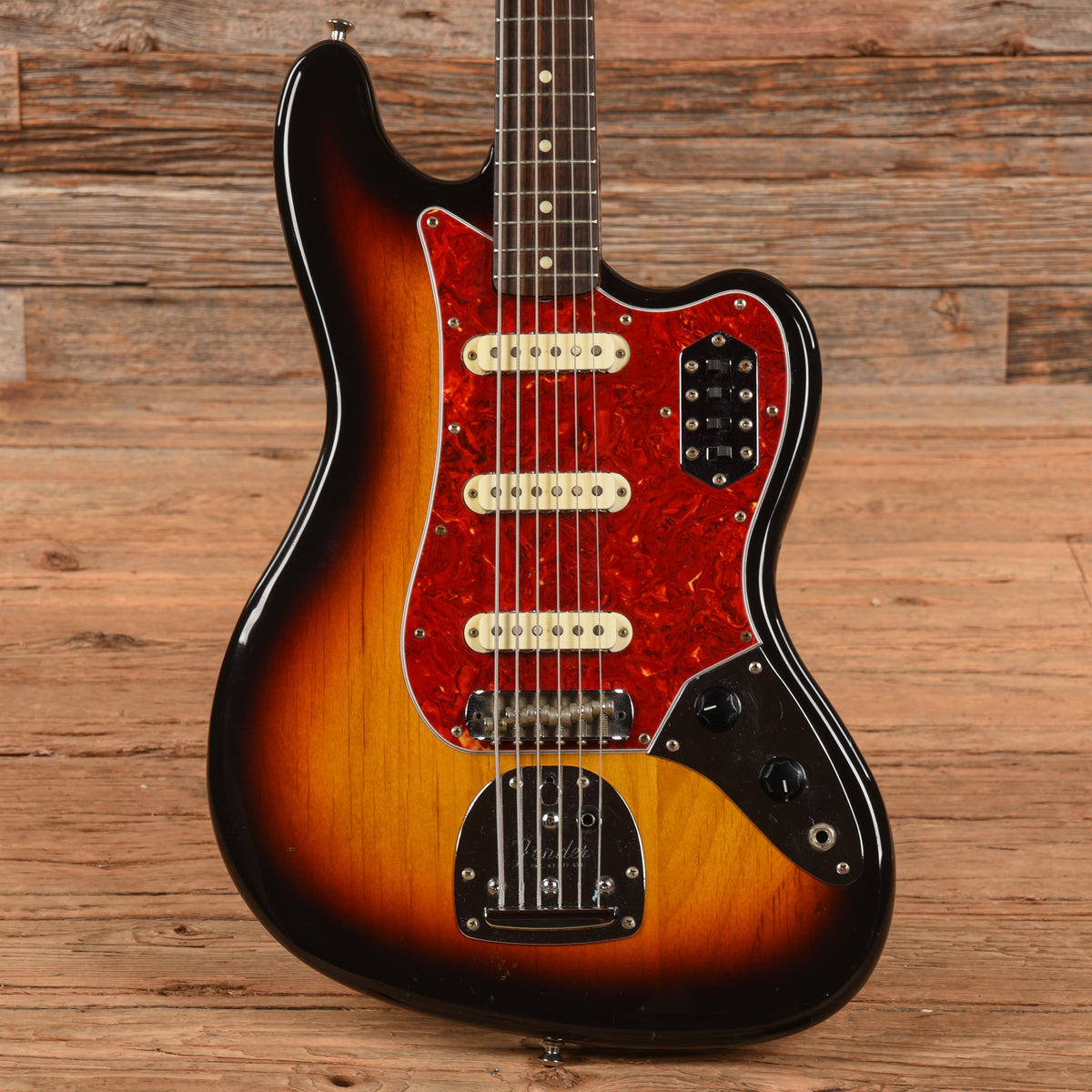 Fender Japan Bass VI Sunburst 1995 Bass Guitars / 5-String or More
