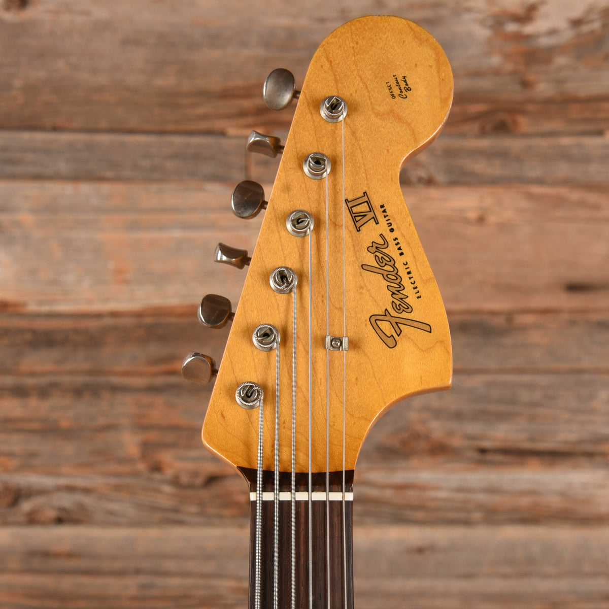 Fender Japan Bass VI Sunburst 1995 Bass Guitars / 5-String or More