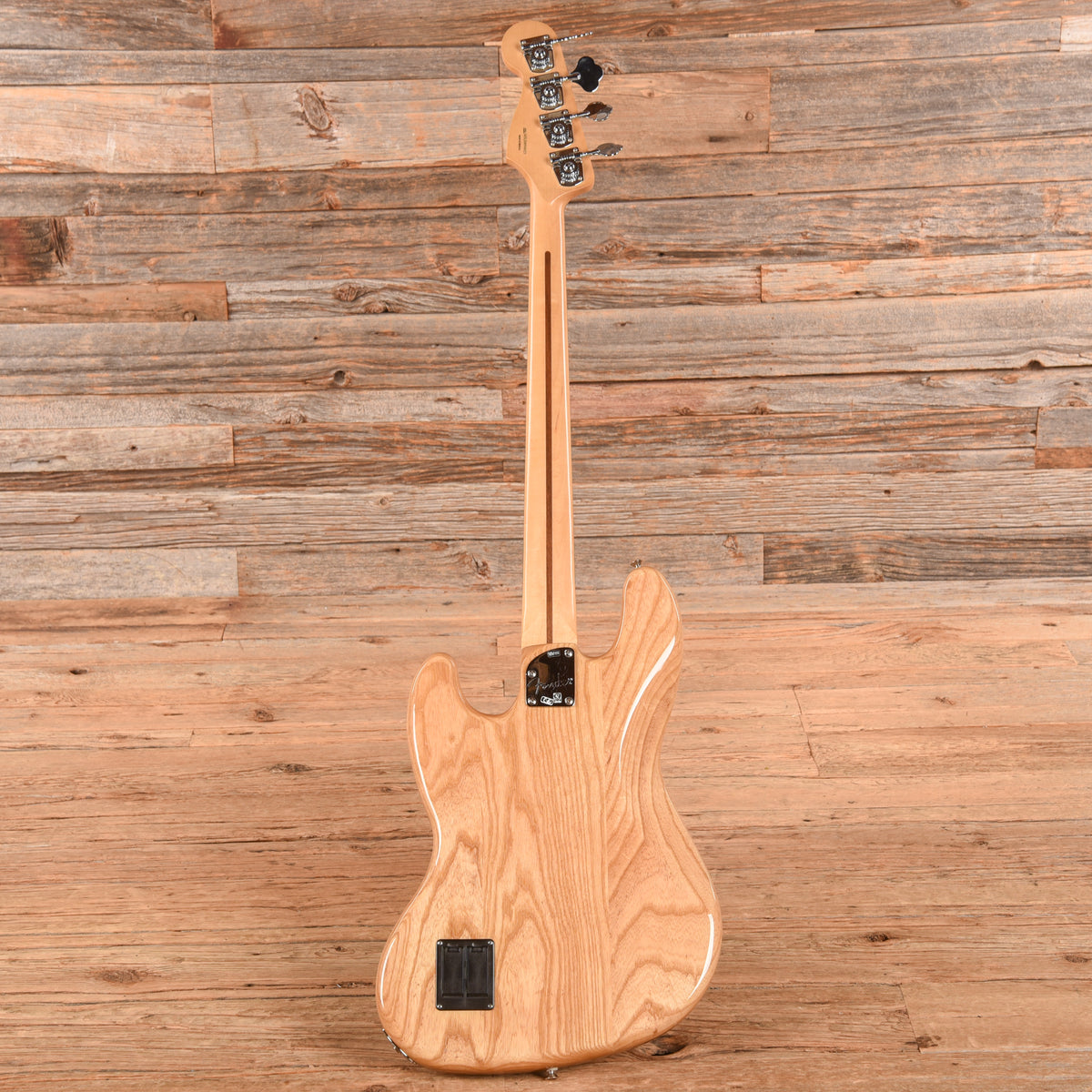 Fender Deluxe Active Jazz Bass Natural 2020 Bass Guitars