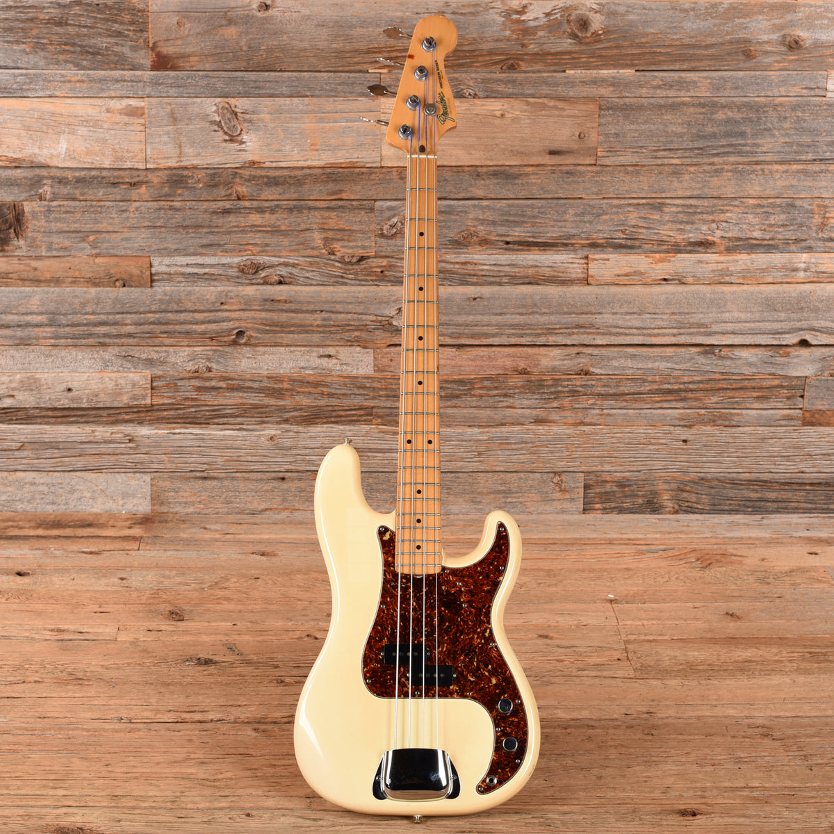 Fender Standard Precision Bass MIJ Arctic White 1985 Bass Guitars