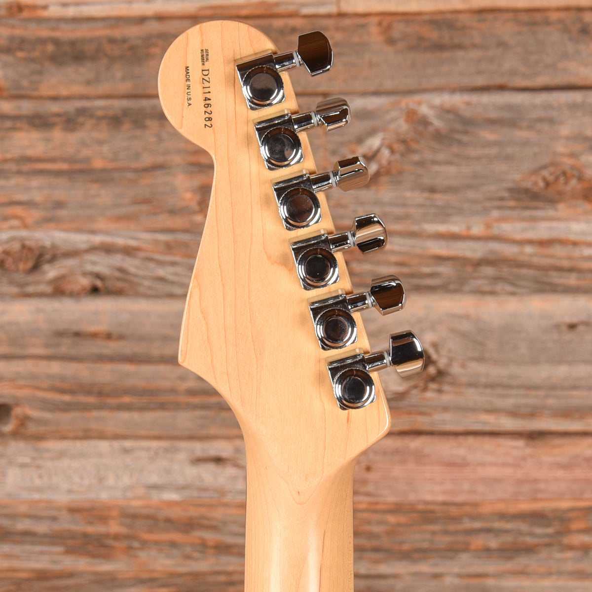 Fender American Deluxe Stratocaster White Blonde 2001 Electric Guitars