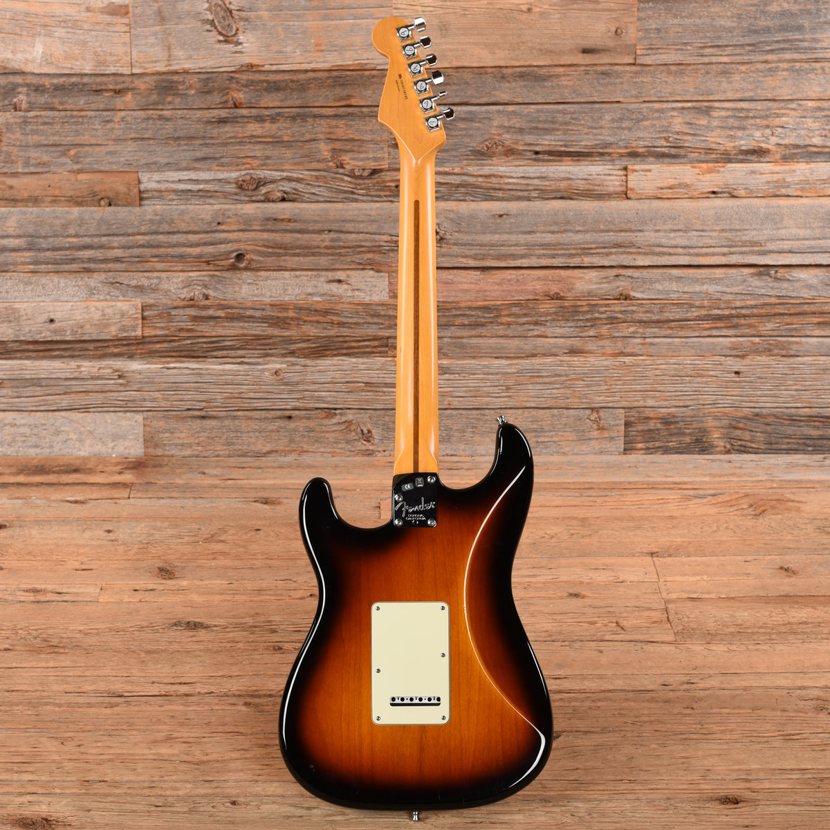 Fender Deluxe Stratocaster "V" Neck Sunburst 2010 Electric Guitars