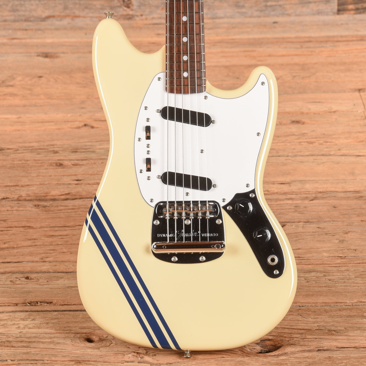 Fender MG-73 Mustang Reissue MIJ Olympic White 2012 Electric Guitars