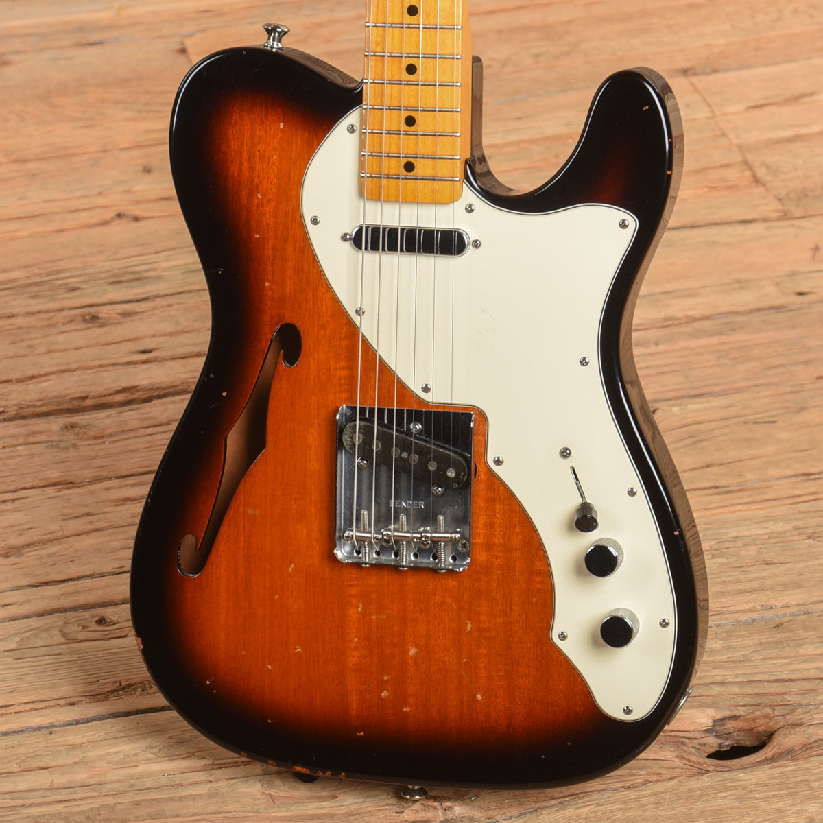 Fender American Vintage '69 Telecaster Thinline Sunburst 2011 Electric Guitars / Semi-Hollow