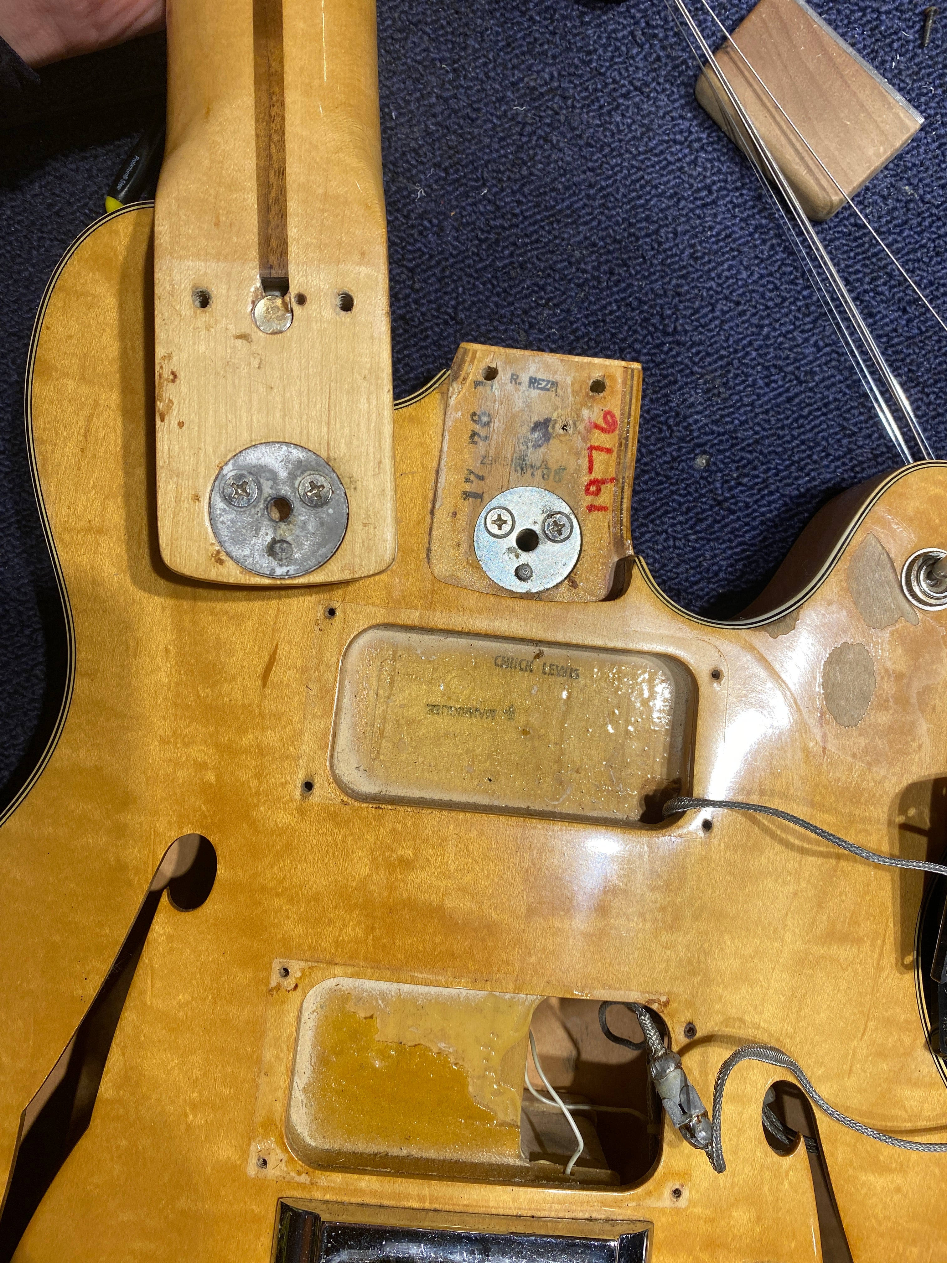 Fender Starcaster Natural 1976 Electric Guitars / Semi-Hollow