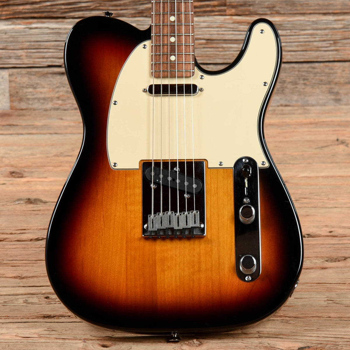 Fender American Series Telecaster 3-Color Sunburst 2005 Electric Guitars / Solid Body