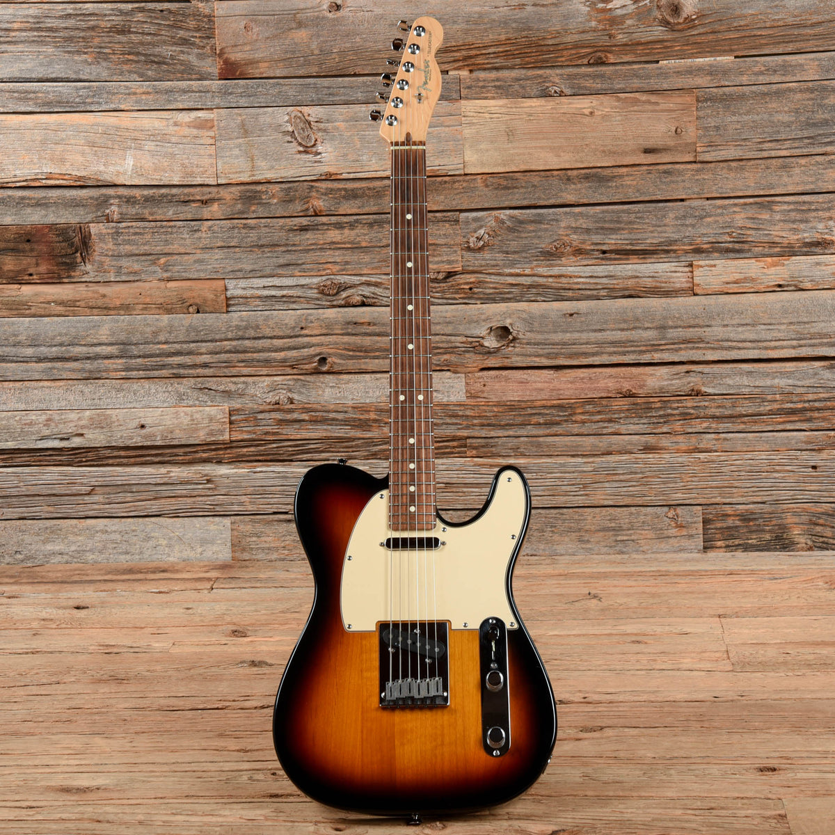 Fender American Series Telecaster 3-Color Sunburst 2005 Electric Guitars / Solid Body