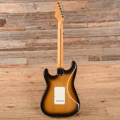 Fender American Vintage '57 Stratocaster Sunburst 1999 Electric Guitars / Solid Body