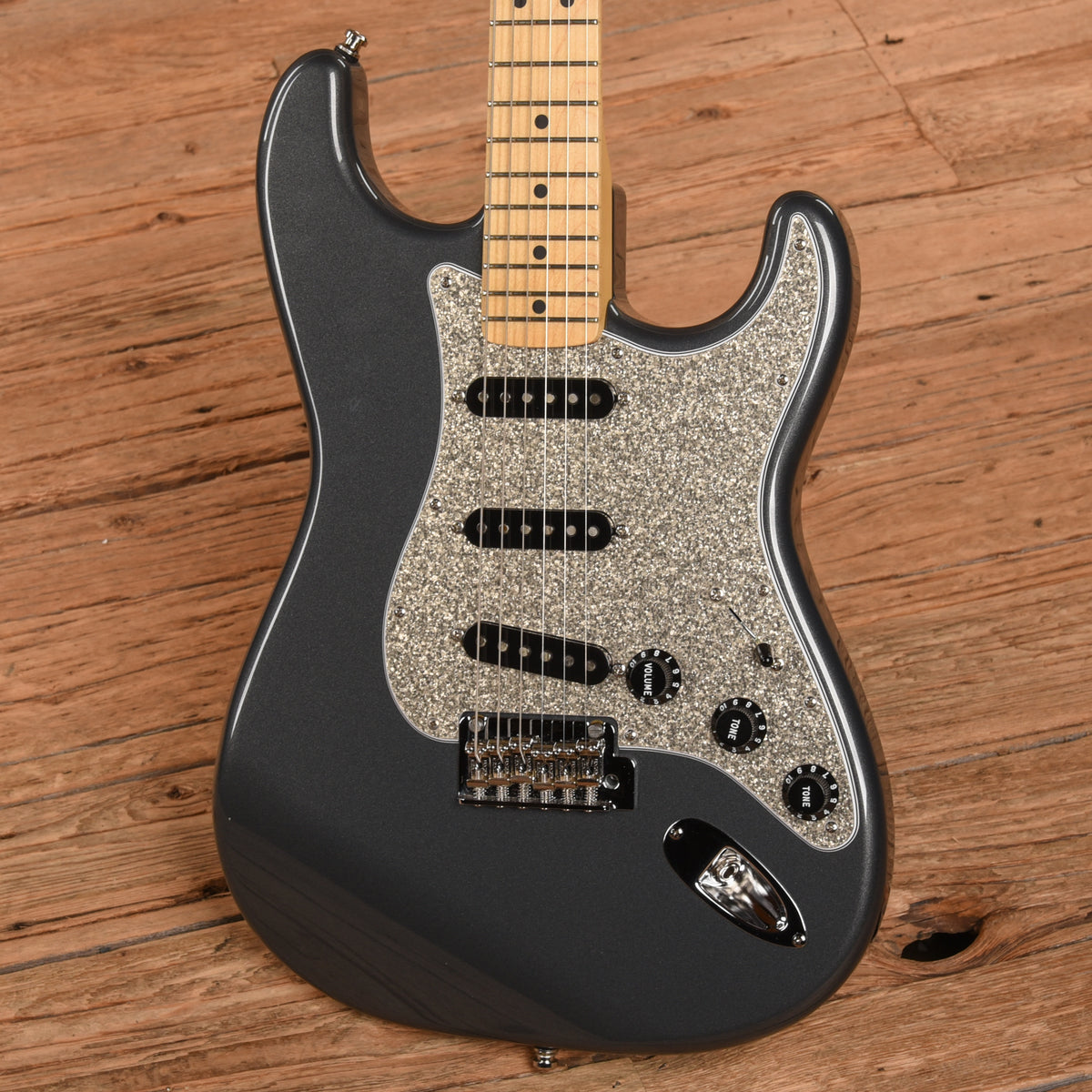 Fender MIJ Hybrid '68 Stratocaster Charcoal Frost Metallic 2019 Electric Guitars / Solid Body