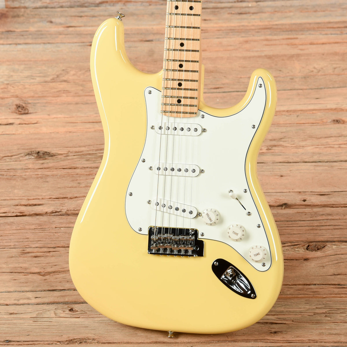 Fender Player Stratocaster Buttercream 2022 Electric Guitars / Solid Body