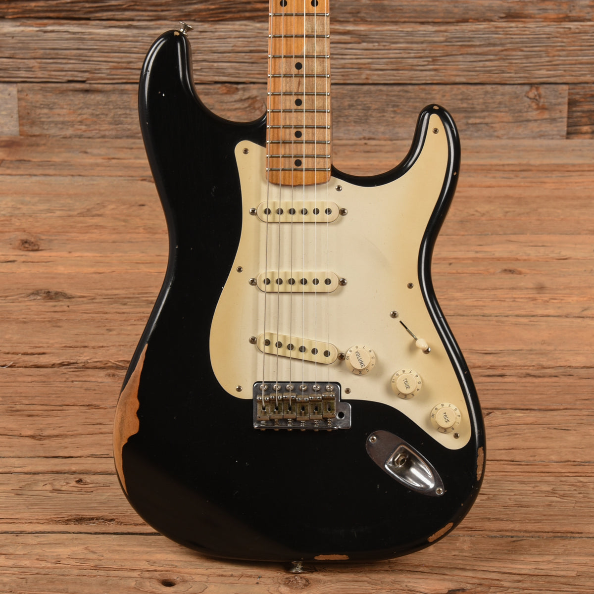 Fender Road Worn Stratocaster Black 2011 Electric Guitars / Solid Body