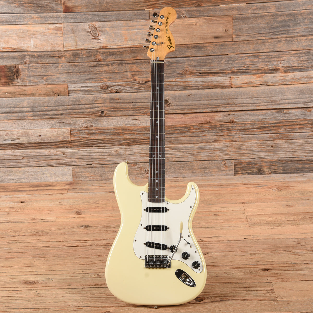 Fender ST-72 Electric Guitars / Solid Body