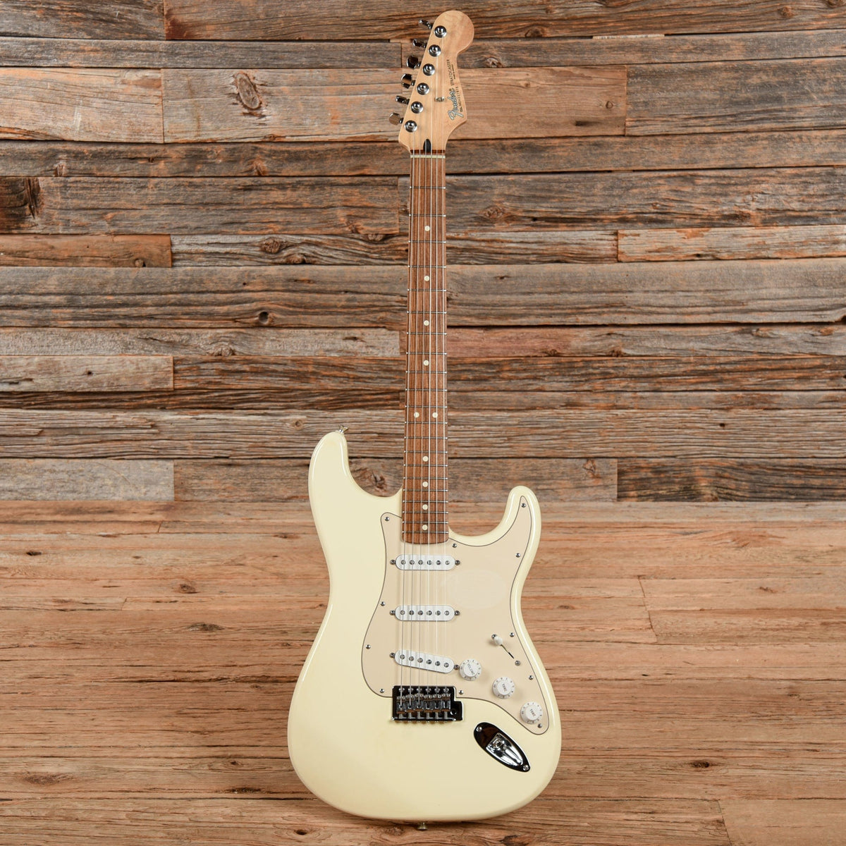 Fender Standard Stratocaster Olympic White 2004 Electric Guitars / Solid Body