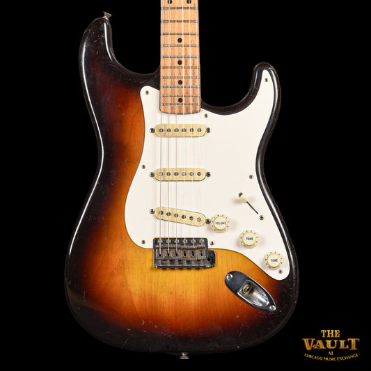 Fender Stratocaster Sunburst 1958 Electric Guitars / Solid Body