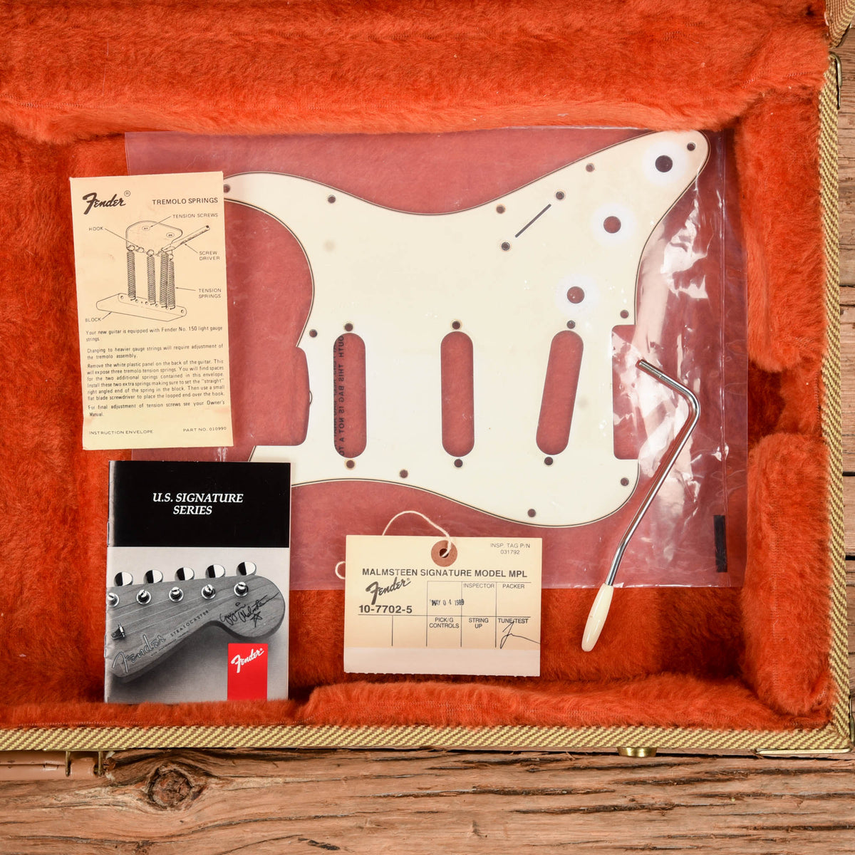 Fender Yngwie Malmsteen Signature Stratocaster Vintage White 1988 Electric Guitars / Solid Body