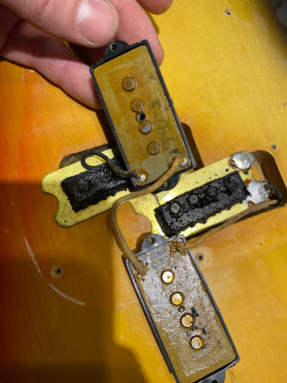 Fender Precision Bass Sunburst 1965 - Zac Brown