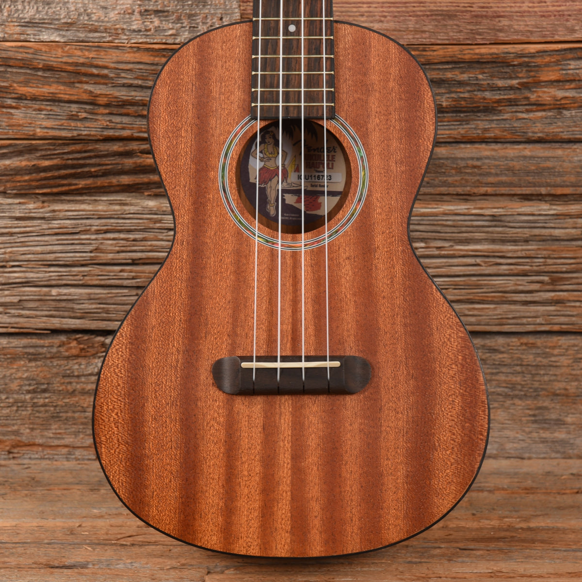 Fender Hau'Oli Natural Folk Instruments / Ukuleles