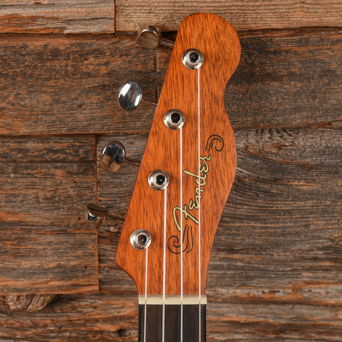 Fender Hau'Oli Natural Folk Instruments / Ukuleles