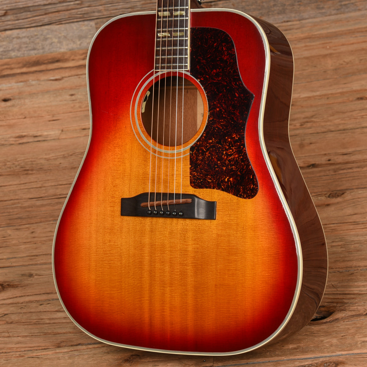 Gibson Southern Jumbo Sunburst 1967 Acoustic Guitars / Jumbo
