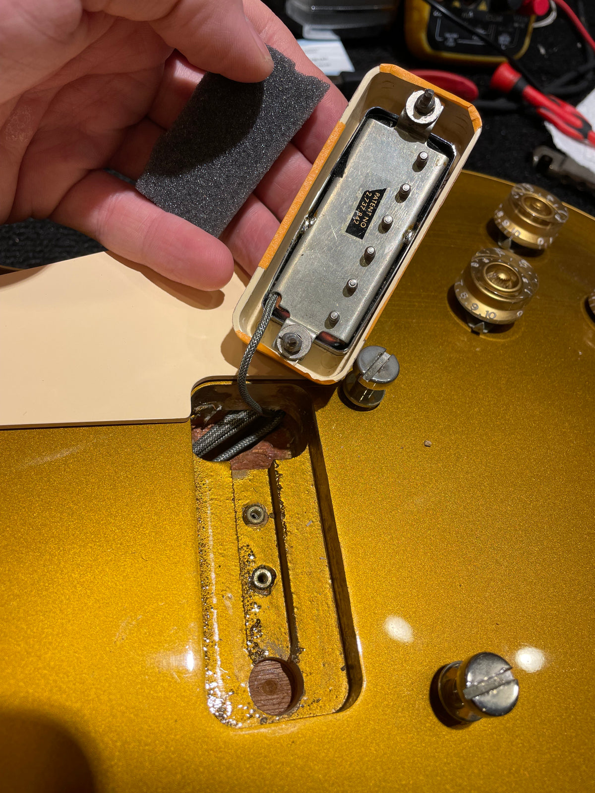 Gibson Custom Shop '54 Les Paul w/1972 Embossed Mini Humbuckers Goldtop 1996 Electric Guitars / Solid Body