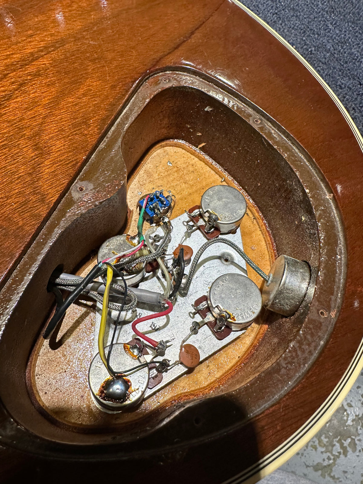 Gibson Les Paul Anniversary 25/50 Sunburst 1978 Electric Guitars / Solid Body
