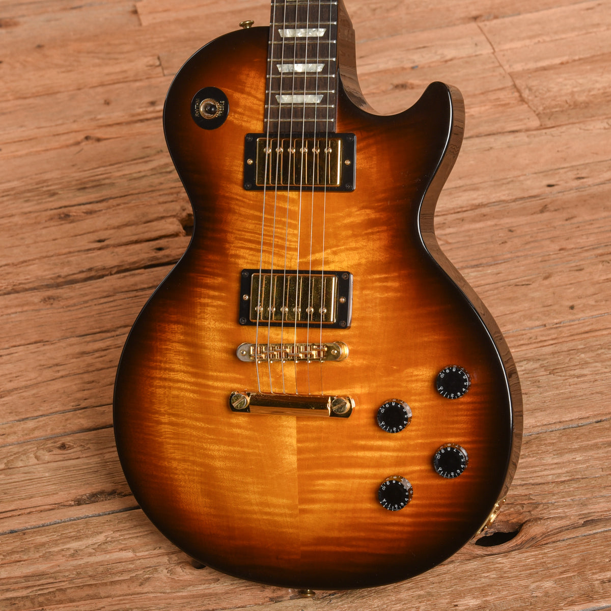 Gibson Les Paul Studio Premium Plus Desert Burst 2004 Electric Guitars / Solid Body